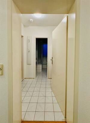 Helle 1-Zimmer-Wohnung // Seekoppelweg 10, Kiel-Russee – 24113 Kiel – Vorschaubild 3
