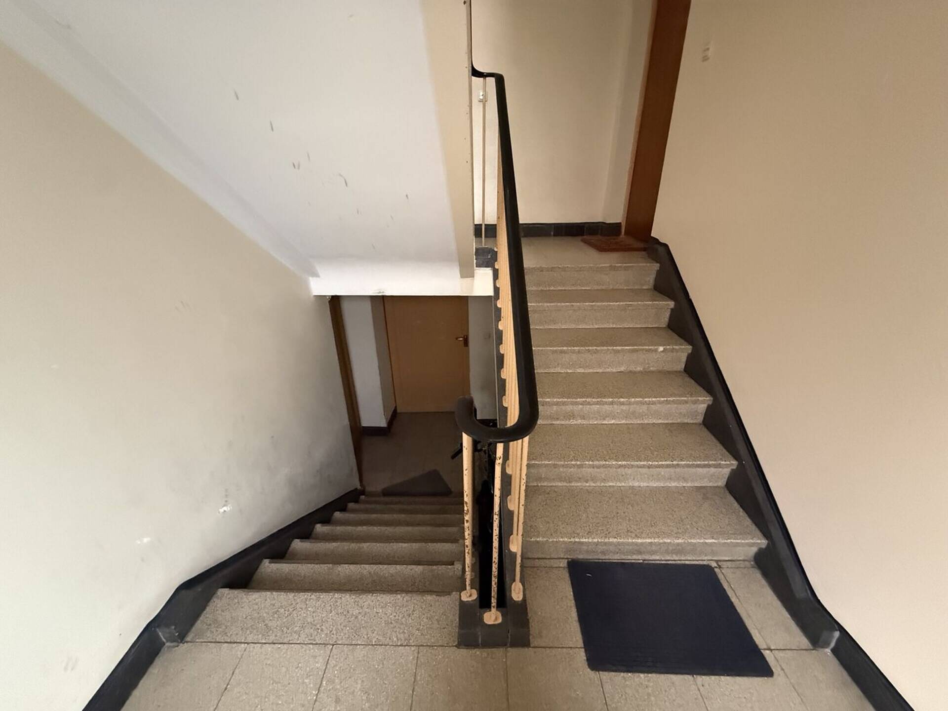 Etagenwohnung in 50733 Köln mit 67 m² kaufen