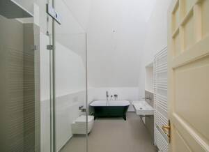 Am Kreuzpfuhlteich in Weißensee: 4 Zi-DG-Maisonette mit Aufzug EBK u 2 Balkonen (WE09) – 13086 Berlin – Vorschaubild 6