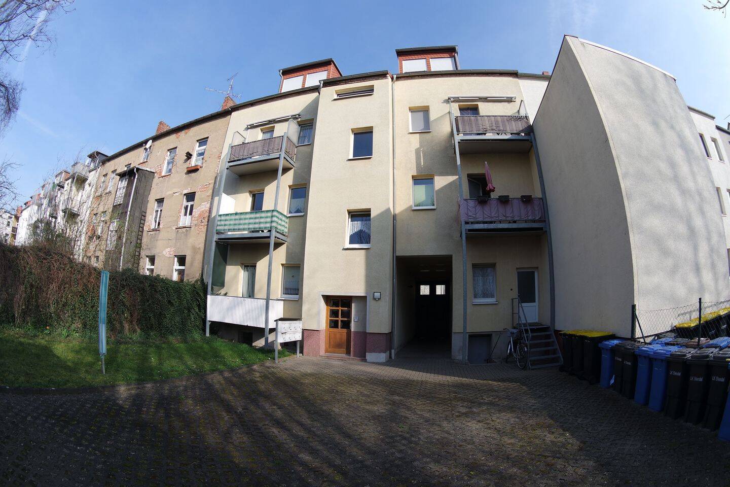 2-Raum-Wohnung in der Bahnhofsvorstadt mit Balkon
