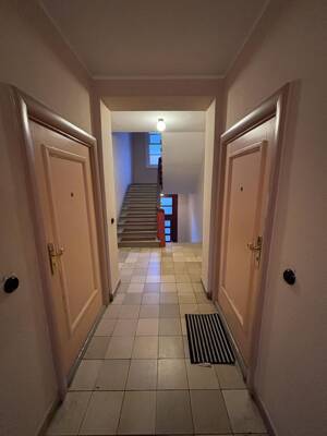 Vermietetes Altbaujuwel im Denkmalensemble - 2-Raum-Wohnung mit Westbalkon – 13587 Berlin – Vorschaubild 8
