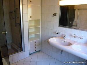 3 Fam.-Haus (90 m² + 90m² + 60 m²), 2 Garagen, 1 Mansardenzimmer und einen großen Spitzboden – 45136 Essen – Vorschaubild 5