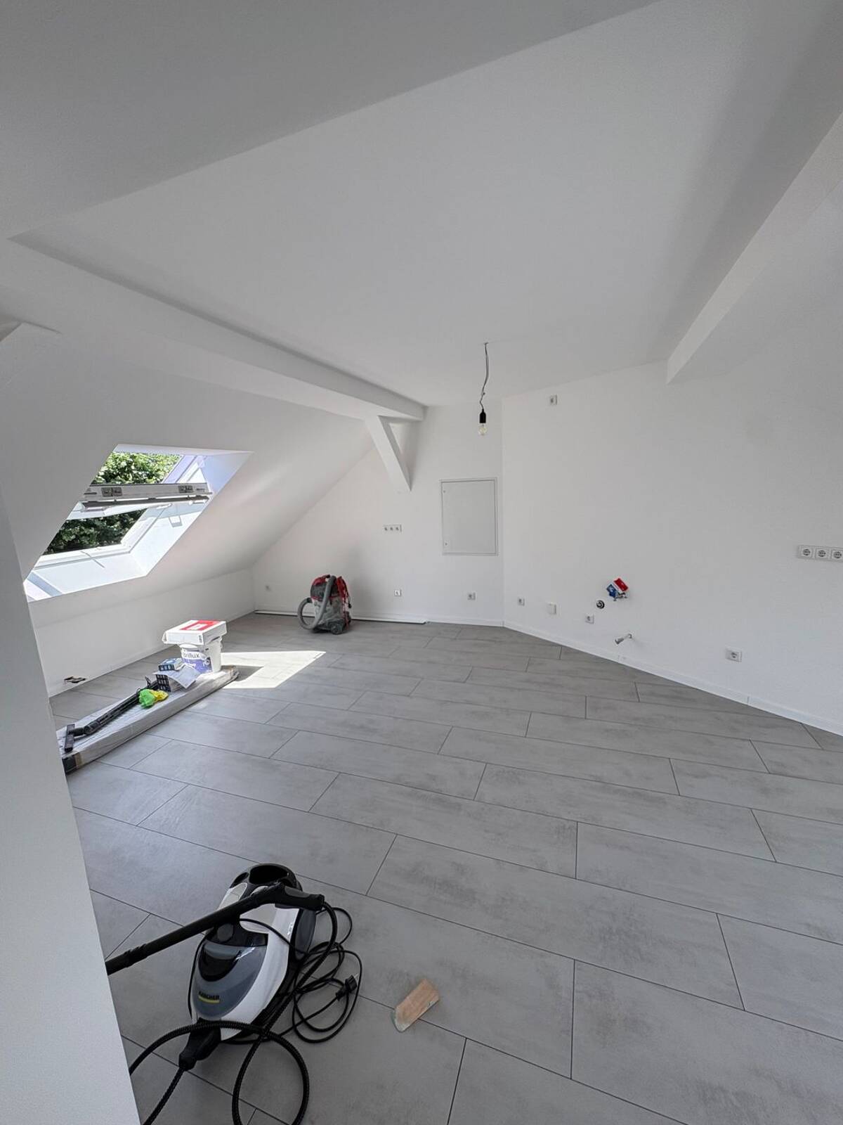 3 Zimmer DG Wohnung mit Blick auf Bergbaumuseum – 44787 Bochum – Bild 1 von 7