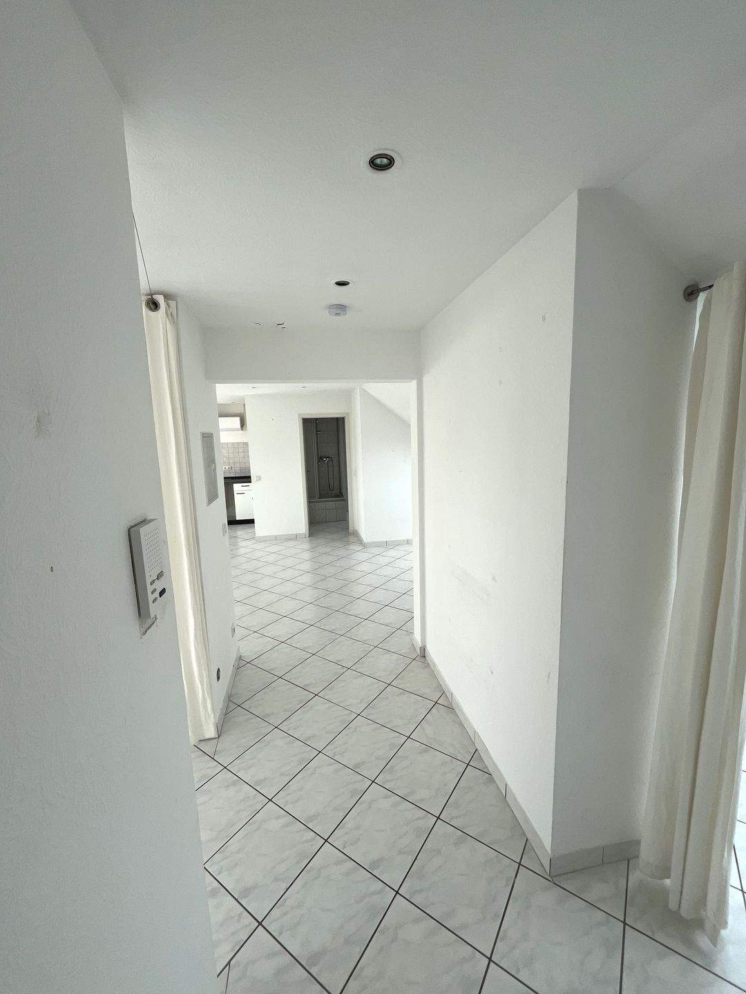 2,5-ZKB Dachgeschosswohnung im Nauwieser Viertel – Rotenbergstraße, Saarbrücken – Saarbrücken – Vorschaubild 2