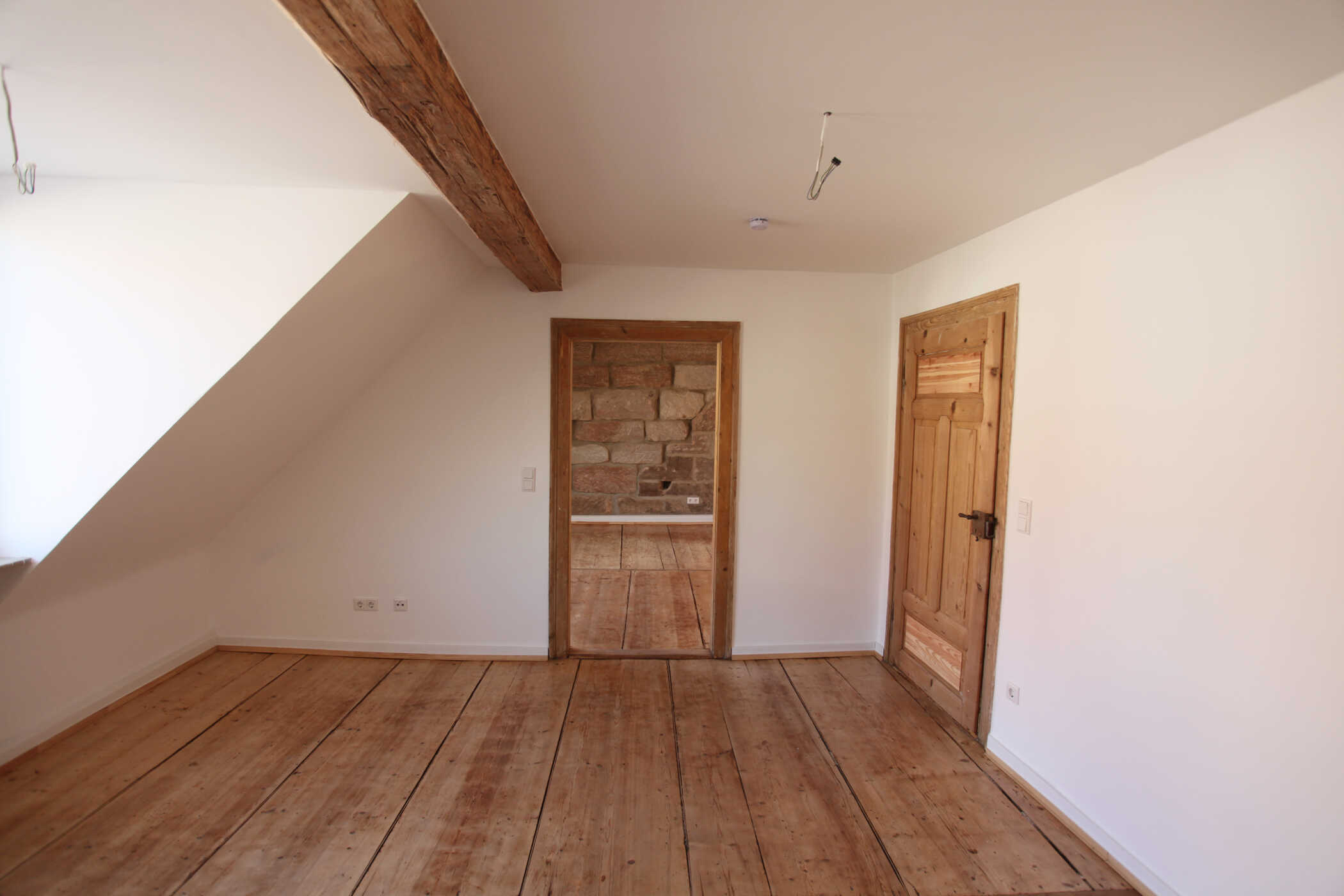 Charmante Altbauwohnung im 3. Obergeschoss – Fürth – Vorschaubild 3