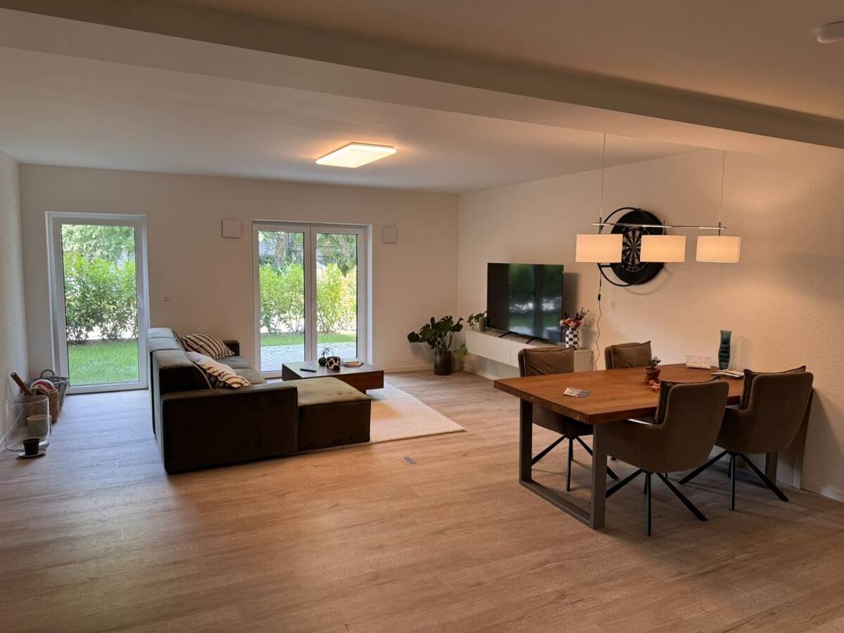 Moderne barrierearme 2 Zimmer Wohnung im Erdgeschoss mit Terrasse! – 25712 Burg (Dithmarschen) – Bild 1 von 9