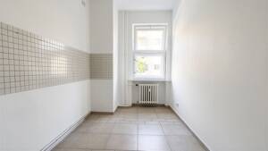 Bezugsfreie 4-Zimmer-Wohnung nahe Schloss Charlottenburg – 10589 Berlin – Vorschaubild 9