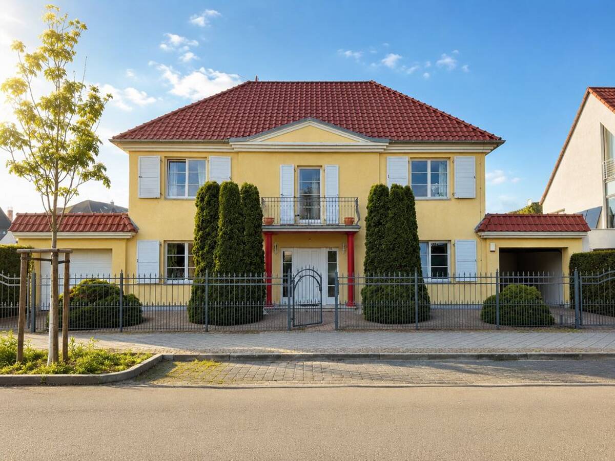 Architektenhaus mit Galerie | 2 Garagen | Ausbaureserve in Bestlage – 4178 Leipzig – Bild 1 von 9