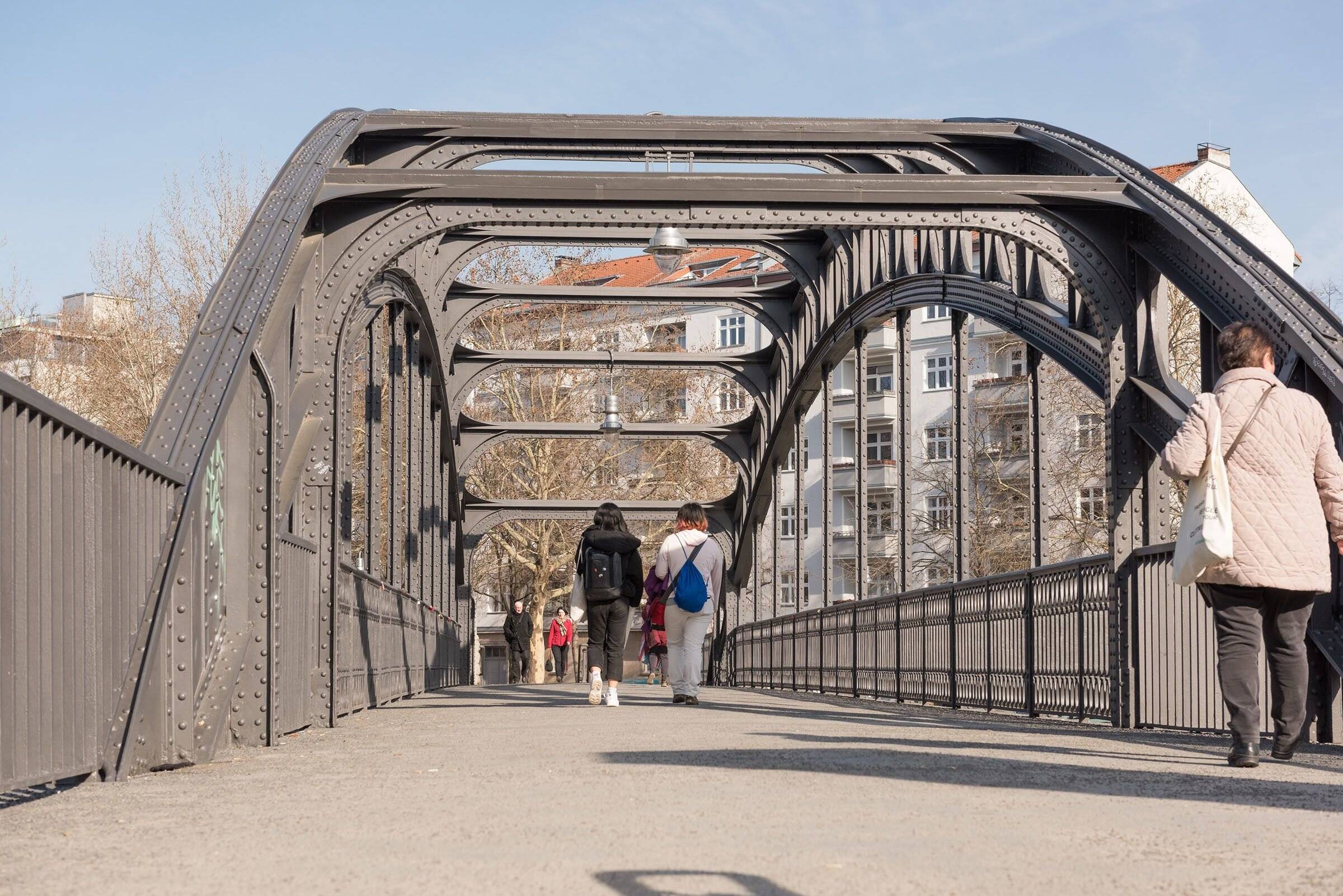Helle, vermietete Wohnung mit 3 Zimmern in Tiergarten – Berlin – Vorschaubild 9