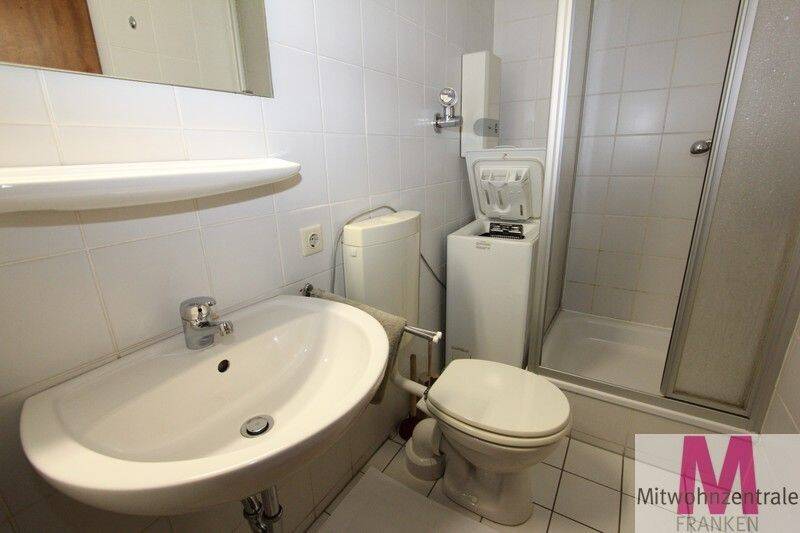 Schön möbliertes Apartment mit Komplettausstattung – Nürnberg – Vorschaubild 6