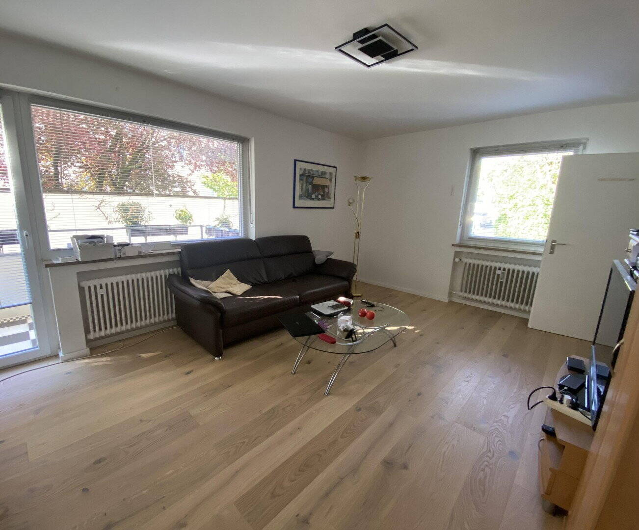 Provisionsfreie 2-Zimmer-Hochparterrewohnung mit Balkon in Oberföhring