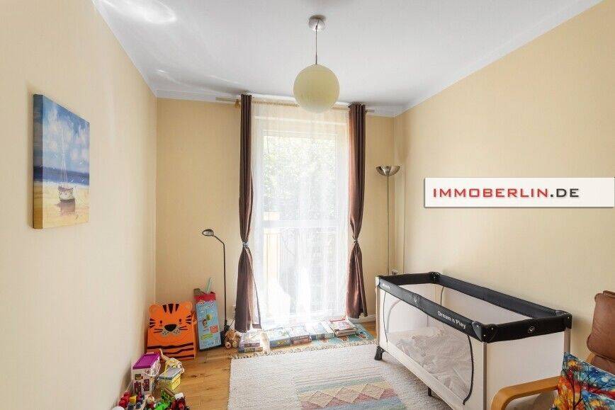 IMMOBERLIN.DE - Toplage! Großzügige Wohnung mit Südbalkon – Berlin – Vorschaubild 9