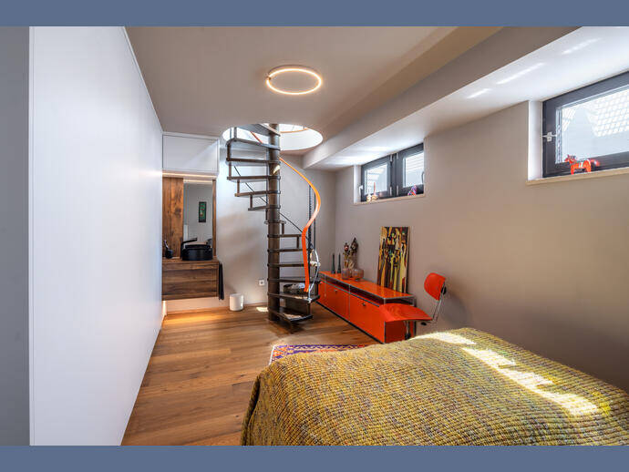 Möbliert: Maisonettewohnung mit Designer-Ambiente – München – Vorschaubild 6