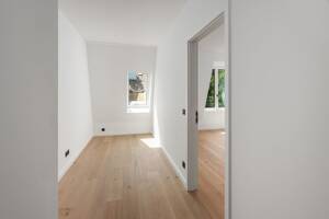 Elegante Dachgeschosswohnung mit sonniger Loggia – 22607 Hamburg – Vorschaubild 4