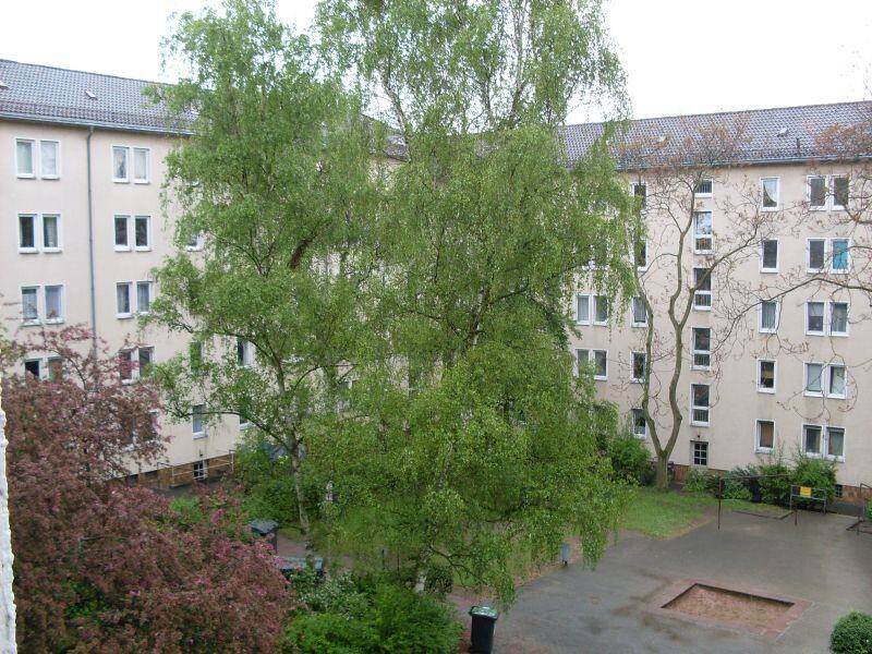 Renovierte, zentral gelegene 2-Zimmer-Wohnung ab sofort frei