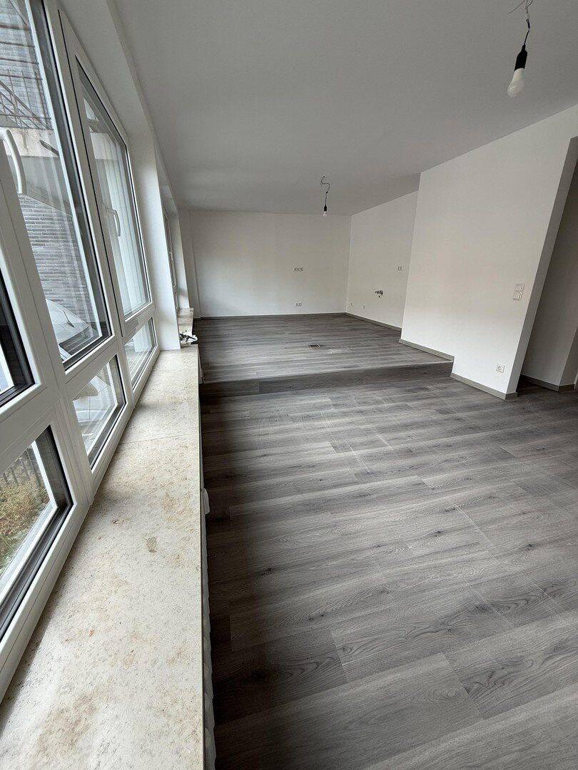 Oberkassel, Erstbezug große sanierte 2 Zimmerwohnung – Düsseldorf – Vorschaubild 8