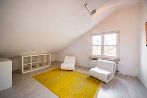 KENSINGTON - Exklusiv - Helle Dachgeschosswohnung im schönen Altperlach – 81737 München – Vorschaubild 7