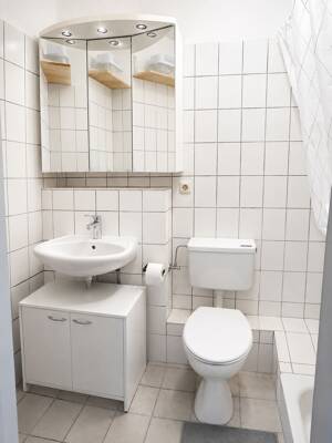 Louise-Schroeder-Straße: EG -1,5-Zi-Wohnung in Uninähe, der Besichtigungstermin hat bereits stattgefunden – 26131 Oldenburg – Vorschaubild 7