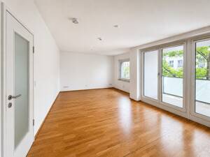 Charmante 1-Zimmer-Wohnung mit Balkon in zentraler Dresdner Innenstadtlage