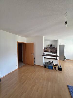 Helle 2-Zimmer-Wohnung mit Balkon & Tiefgarage – Top-Lage in der Neumarkter Altstadt – 92318 Neumarkt in der Oberpfalz – Vorschaubild 4