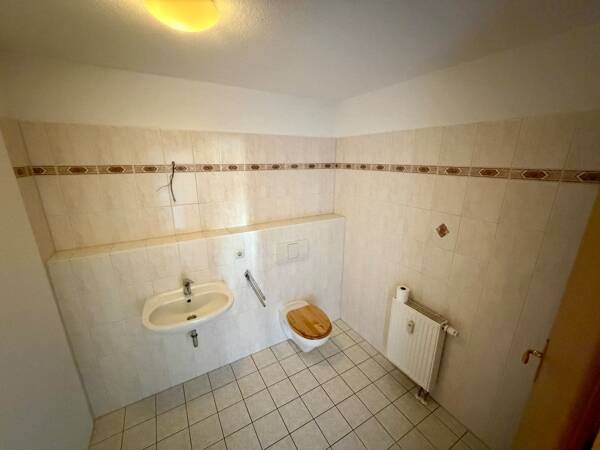 Dachgeschosswohnung in 18273 Güstrow mit 95 m² kaufen