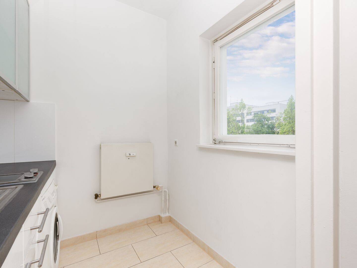 Kleiner Prinz - Ruhiges Apartment mit Außenstellplatz zwischen Prager Platz & Volkspark Wilmersdorf – Berlin – Vorschaubild 4