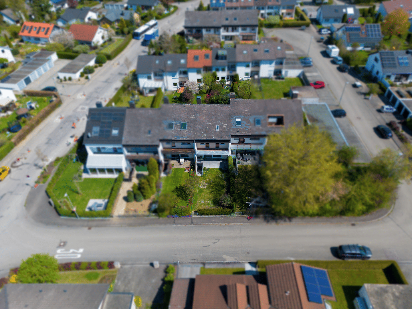 "Top-Gelegenheit: Solides EFH mit großem Garten und enormem Ausbaupotenzial!" – Ulm – Vorschaubild 2