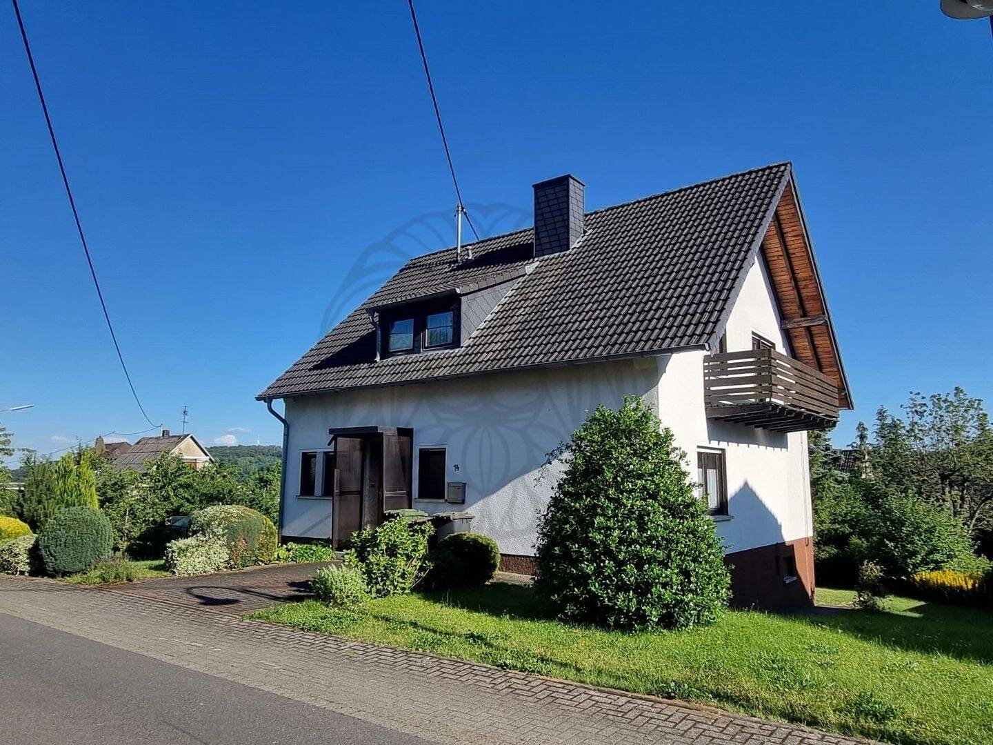 Westerburg-Stadtteil: Einfamilienhaus mit schönem Grundstück – Westerburg – Vorschaubild 2