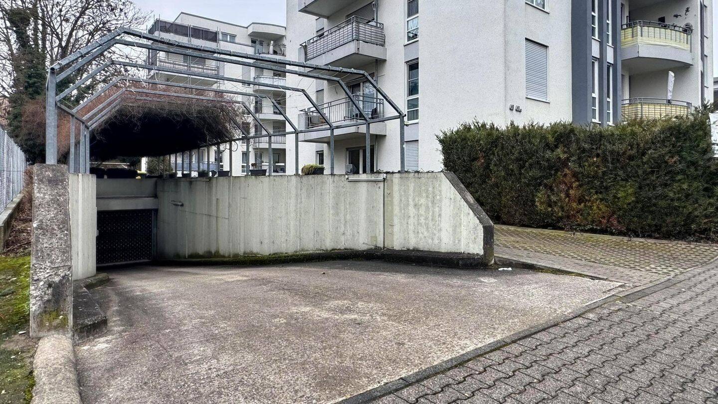 Gut geschnittene 2 Zimmer Wohnung mit TG Stellplatz in Wiesbaden! – Wiesbaden – Vorschaubild 9