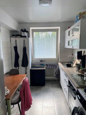 Modernisierte 2-Zimmer-Wohnung mit Balkon & EBK – 33605 Bielefeld – Vorschaubild 2