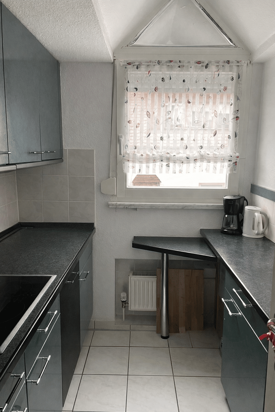 Helle, gepflegte 2-Zimmer-Wohnung mit Balkon in gehobener Wohngegend – Nürnberg – Vorschaubild 3