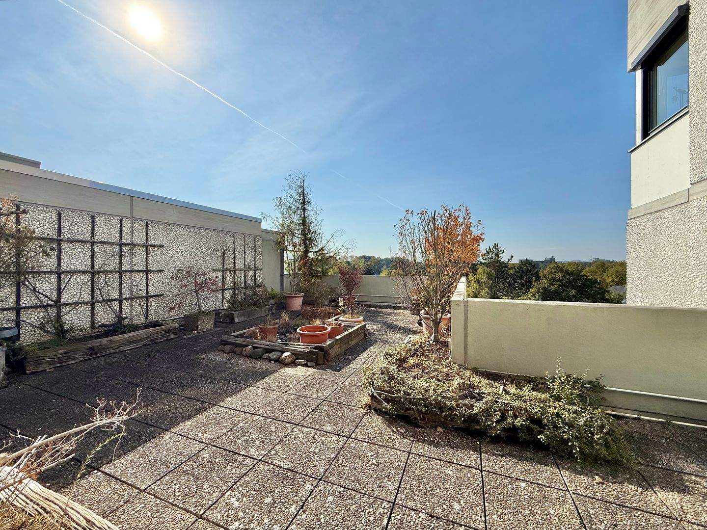 An der Leinemasch & Nähe Zentrum: Ansprechendes 3-Zimmer-Penthouse mit großer Dachterrasse – Hannover – Vorschaubild 2