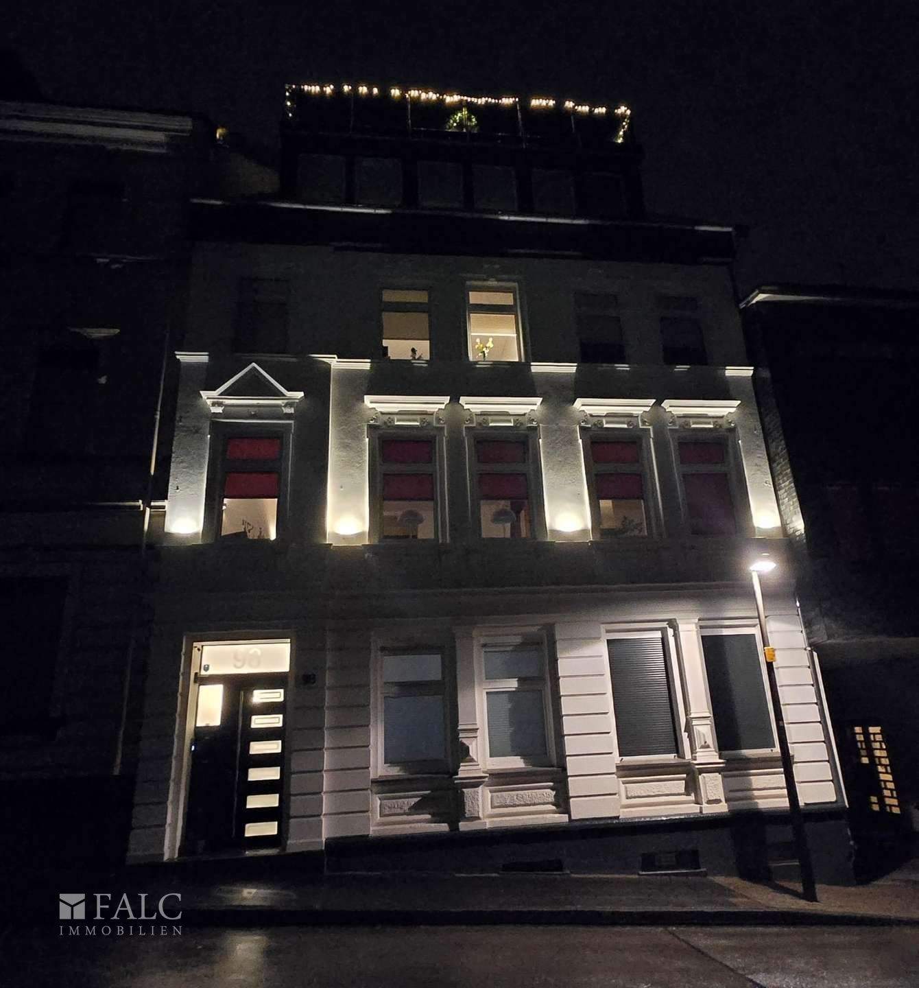 Top Kapitalanlage: Modernisiertes Mehrfamilienhaus mit 3 Einheiten – Solingen – Vorschaubild 2