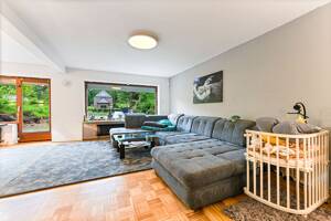 Ein Haus für das echte Familienleben - viel Platz in Hamburg-Rissen – 22559 Hamburg – Vorschaubild 3