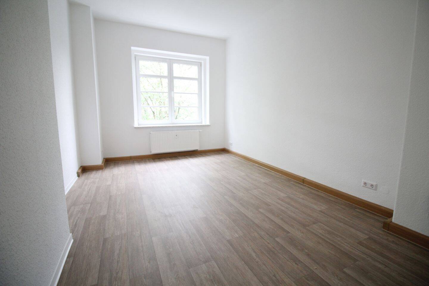 3-Raum-Wohnung mit Südbalkon – Chemnitz – Vorschaubild 9