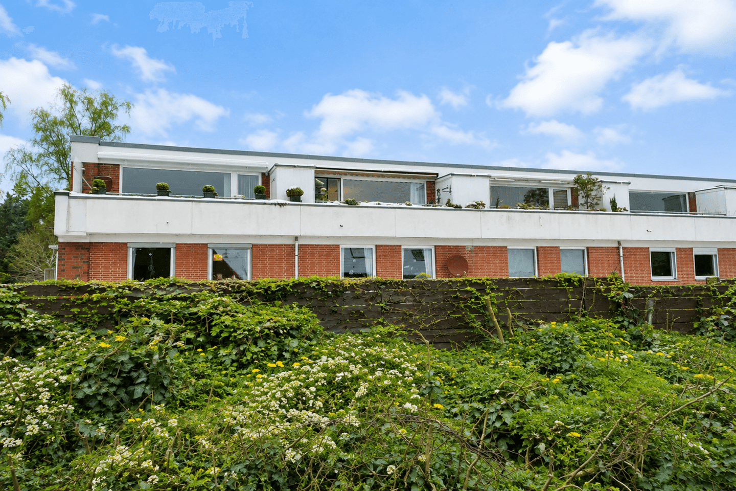 Viel Potenzial: 3-Zimmer-Wohnung mit Balkon, Tiefgarage und Top-Anbindung in Lübeck-Moisling