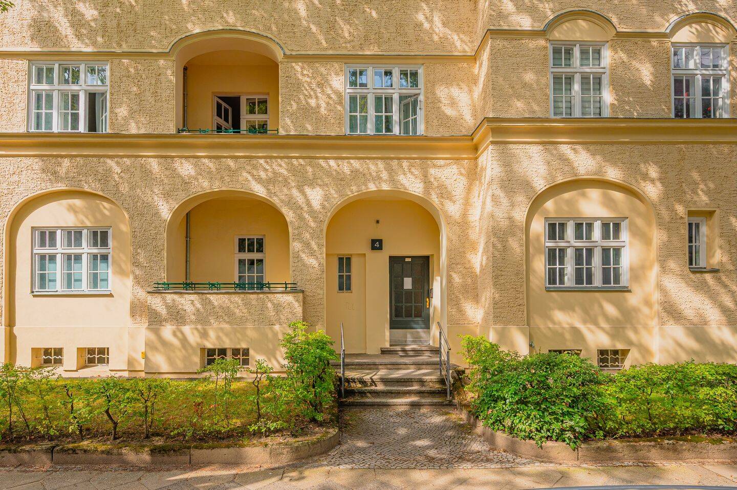 Ankommen und wohlfühlen - helle 3-Zimmer-Wohnung mit neuem Bad – Berlin – Vorschaubild 2