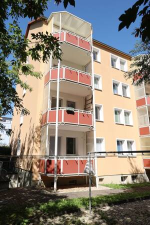 Charmante 3-Zimmer-Wohnung mit Balkon und Blick über Jena – 7743 Jena – Vorschaubild 2