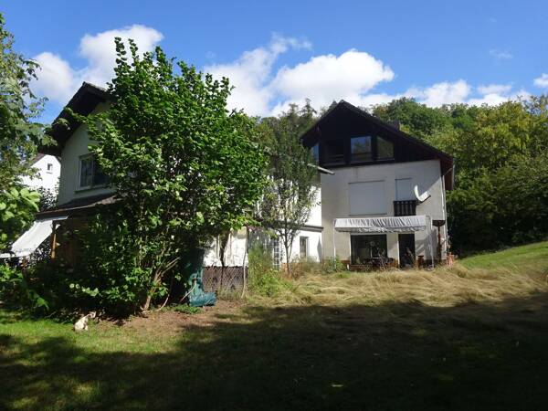 Mehrfamilienhaus in 35104 Lichtenfels mit 235 m² kaufen