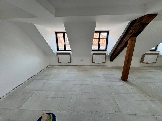 45/7, Erstbezug nach Kernsanierung! Helle DG-Wohnung mit alten Stilelementen – Erlangen – Vorschaubild 5
