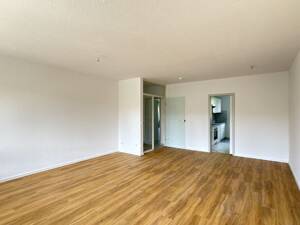 Zentral und ruhig gelegene 2-Zimmerwohnung mit Balkon und Garage in Berlin Plänterwald zu verkaufen. – 12437 Berlin – Vorschaubild 4