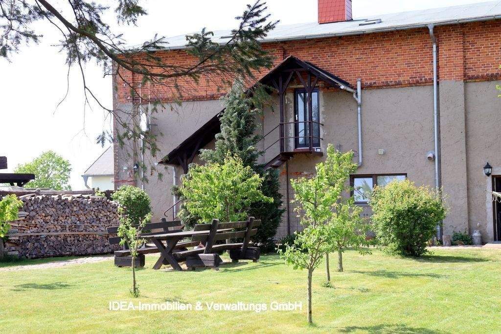 Solides Mehrgenerationshaus mit 3 Wohnungen, einem Ferienhaus und einem Tiny House zu verkaufen! – Ribnitz-Damgarten – Bild 1 von 9