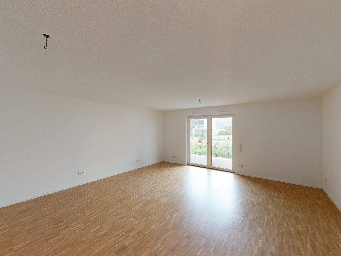 Helle moderne 2-Zimmer Wohnung mit Südbalkon