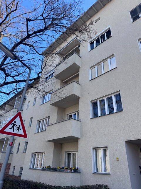 Sonnige, ruhige Wohnung mit Westbalkon in Schmargendorf – Berlin – Vorschaubild 3