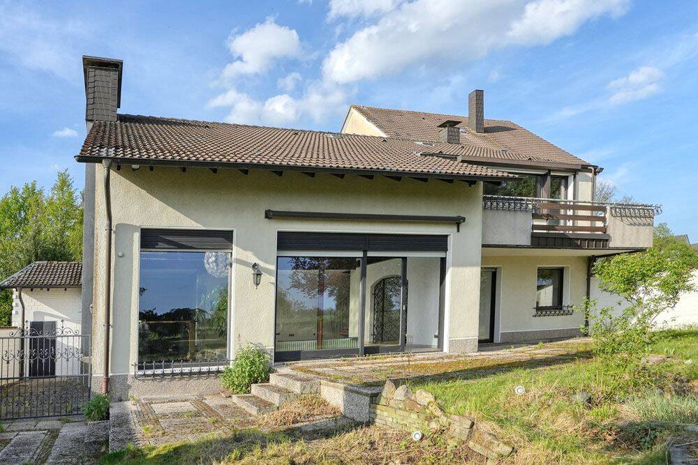 Großzügiges Zweifamilienhaus mit großem Grundstück in naturnaher Lage – Bochum – Vorschaubild 2
