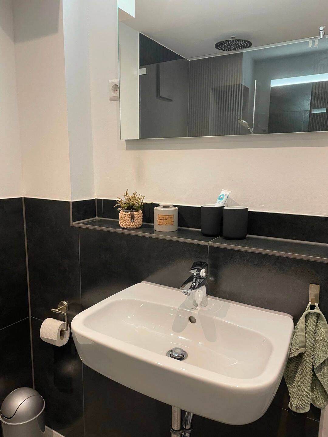 Moderne 3-Zimmerwohnung mit Galerie und Balkon – Hilzingen – Vorschaubild 9