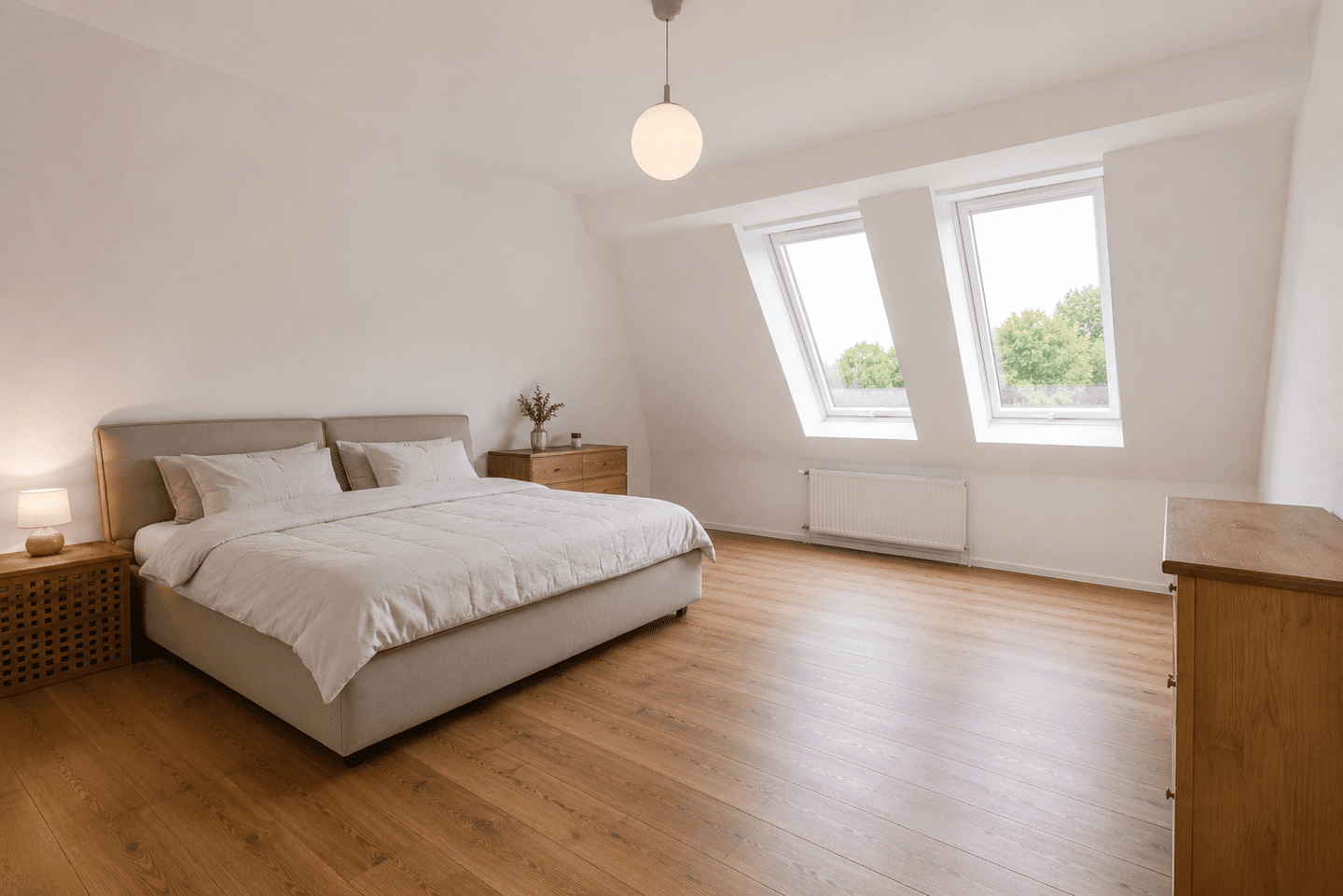 Großzügige Dachgeschosswohnung mit großer Terrasse, Parkett und Stellplatz – Berlin – Vorschaubild 2