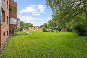 Kompaktes 1-Zimmer-Appartment mit Entwicklungspotenzial in gepflegter Wohnlage in Oberhausen – 46147 Oberhausen – Vorschaubild 8