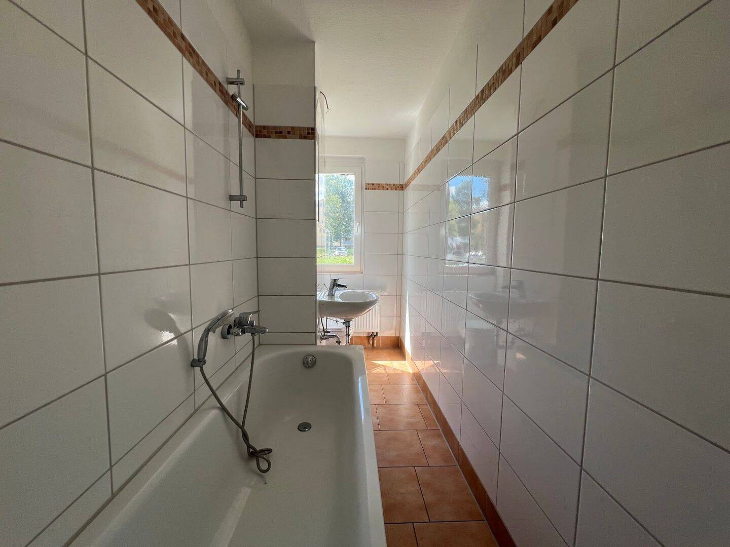 2-Zimmer-Wohnung bequem im Erdgeschoss + Wohlfühlbalkon – Chemnitz – Vorschaubild 6