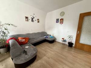 Renovierungsbedürftige 3-Zimmer-Wohnung im 2. OG – 70435 Stuttgart – Vorschaubild 3